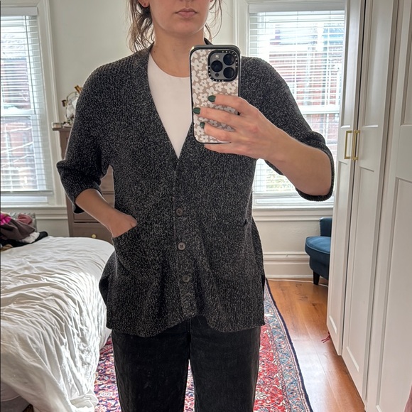 GAP 3/4 sleeve marked black cardigan - Picture 2 of 5